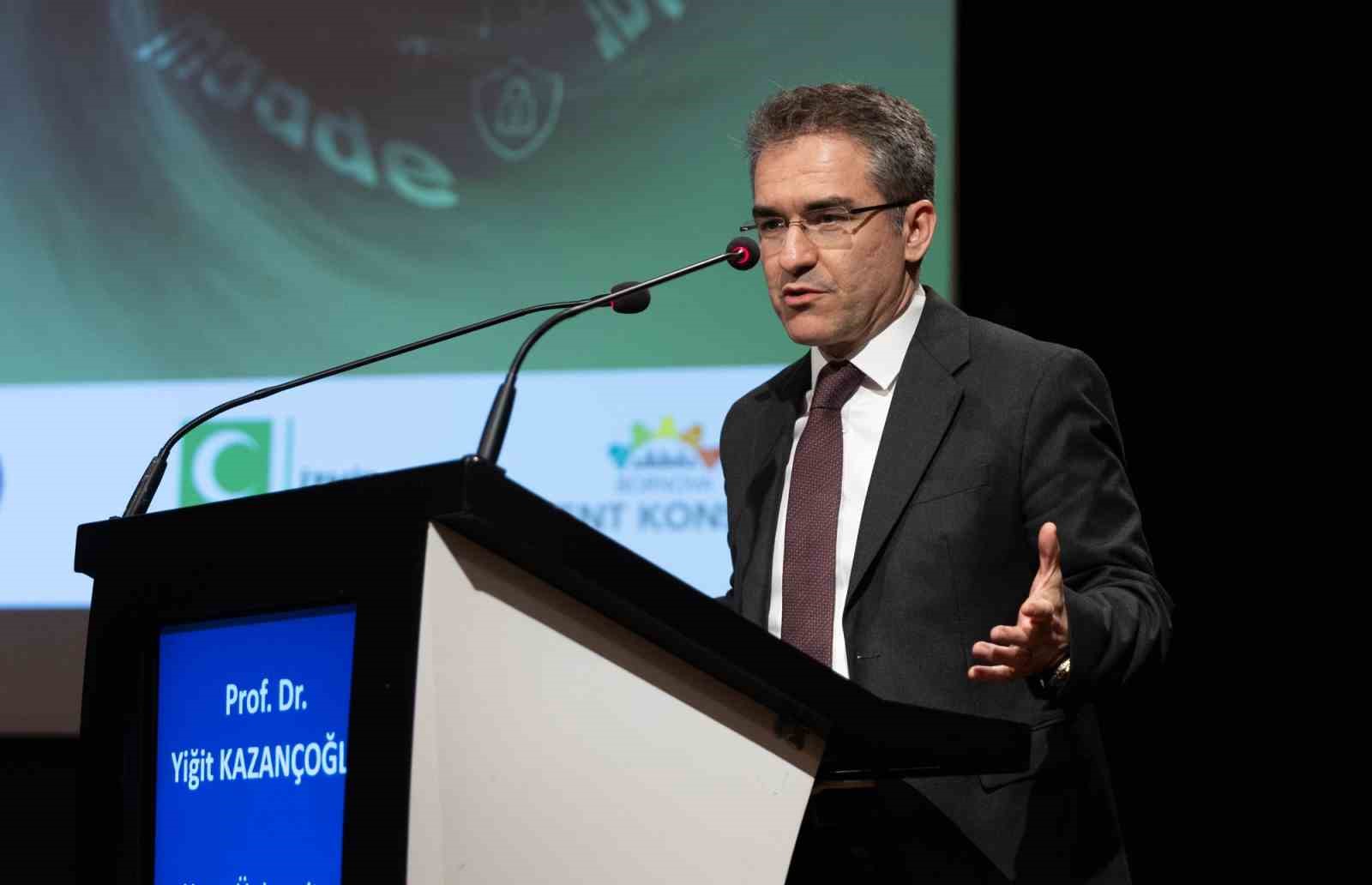 Geleceği tehdit eden &uuml;&ccedil;gen: Madde, kumar, dijital
