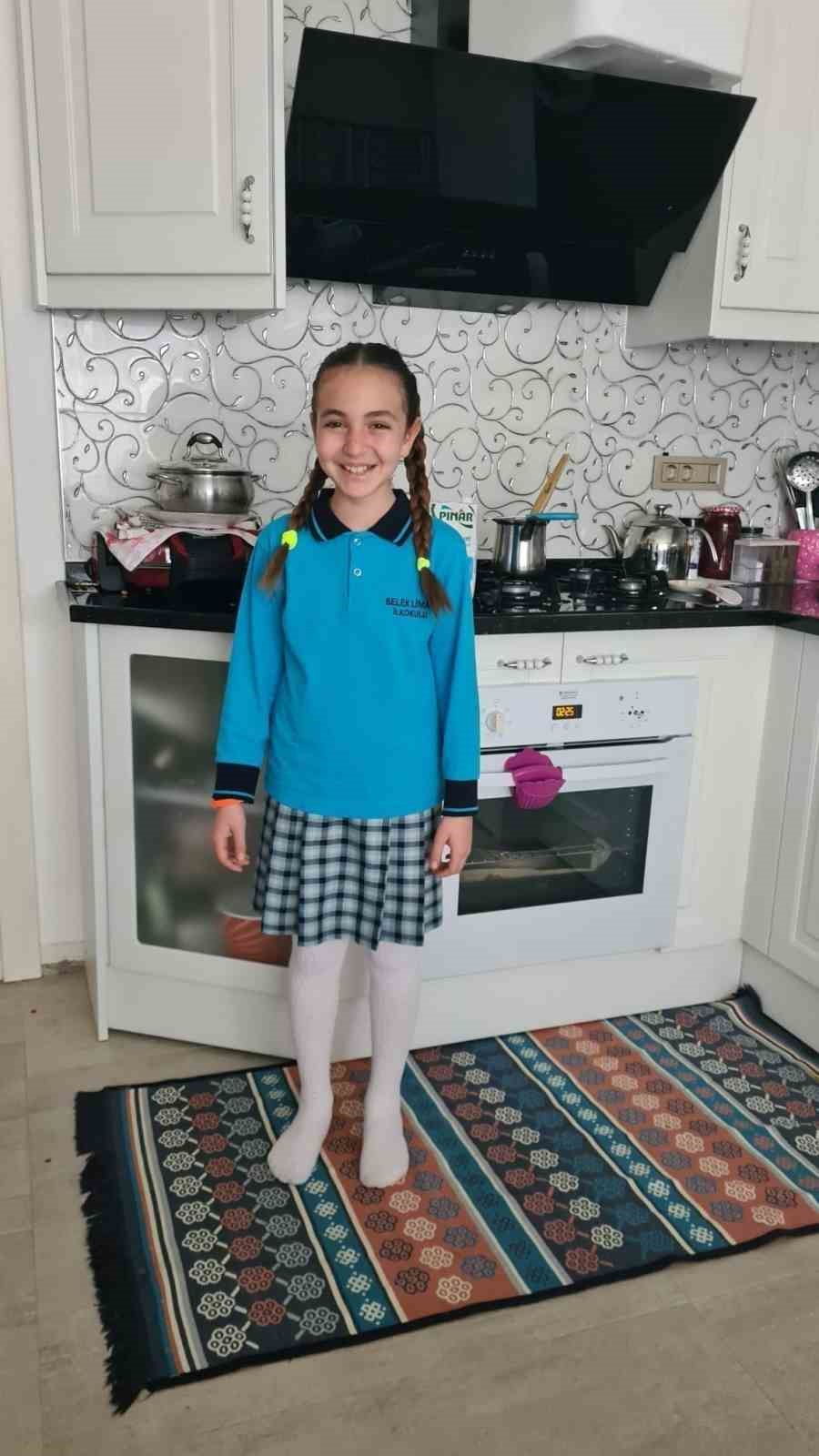 Köpek saldırısıyla hayalleri yarım kalan 10 yaşındaki Mahra’ya mezarı başında buruk anma