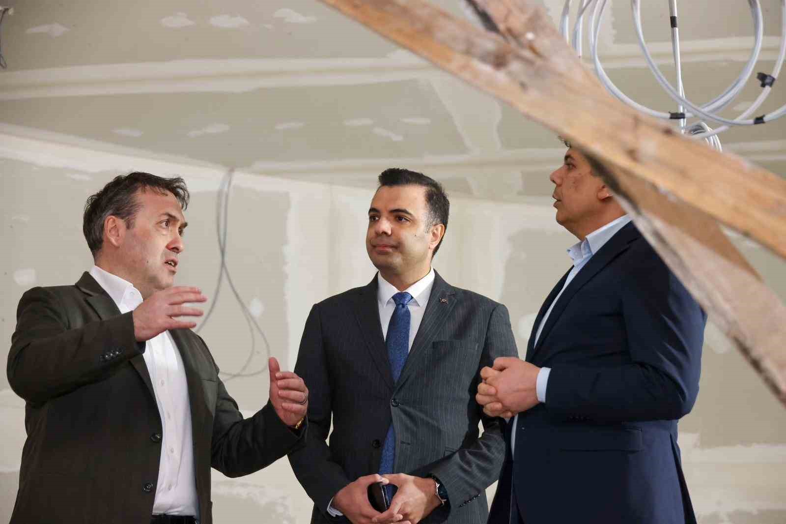 Vali S&ouml;zer "S&ouml;ğ&uuml;t Dijital Tarih M&uuml;zesi Projesini" inceledi
