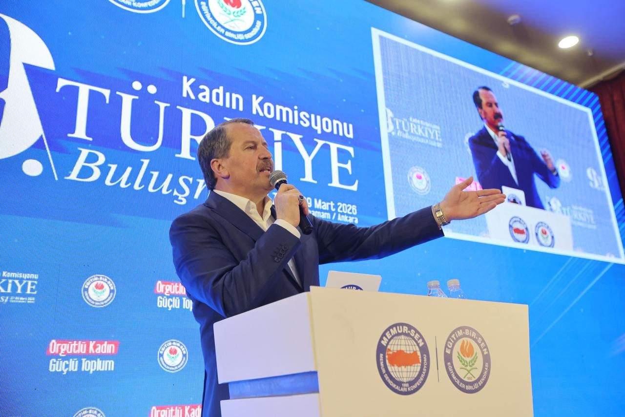 Eğitim-Bir-Sen&rsquo;li 1000 sendikacı kadın lider, T&uuml;rkiye buluşmasında bir araya geldi
