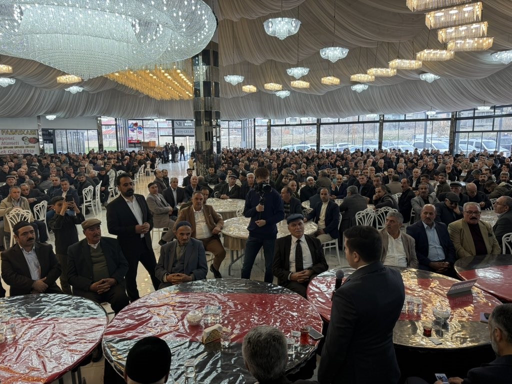 Van&rsquo;da 23 yıllık kan davası barışla son buldu
