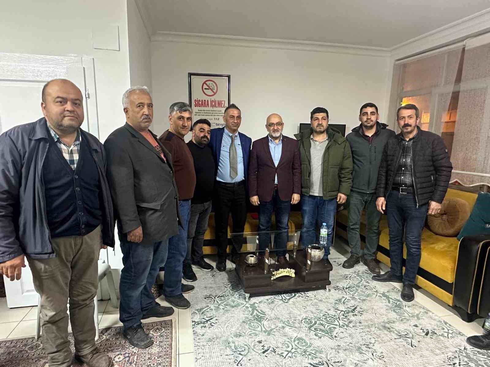 Milletvekili Cıngı, bina g&ouml;revlileri ile bir araya geldi
