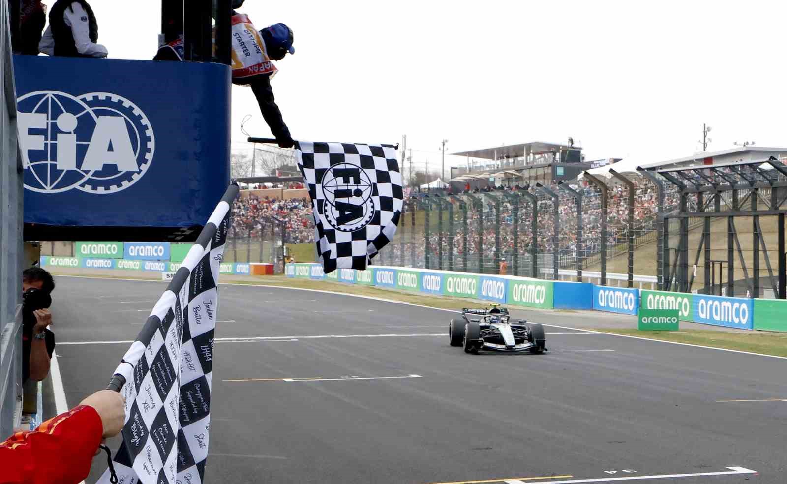 Formula 1&rsquo;in Japonya Grand Prix&rsquo;sinde kazanan Kimi Antonelli oldu
