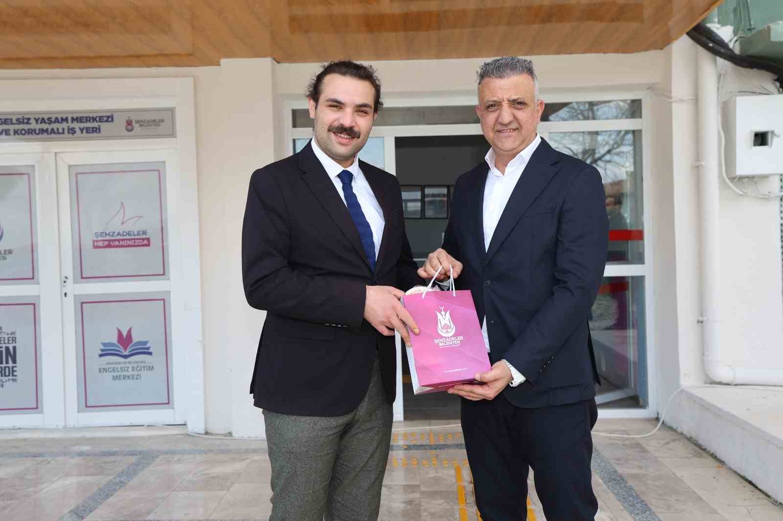 Şehzadeler’de engelsiz hizmet için iki belediyeden güç birliği