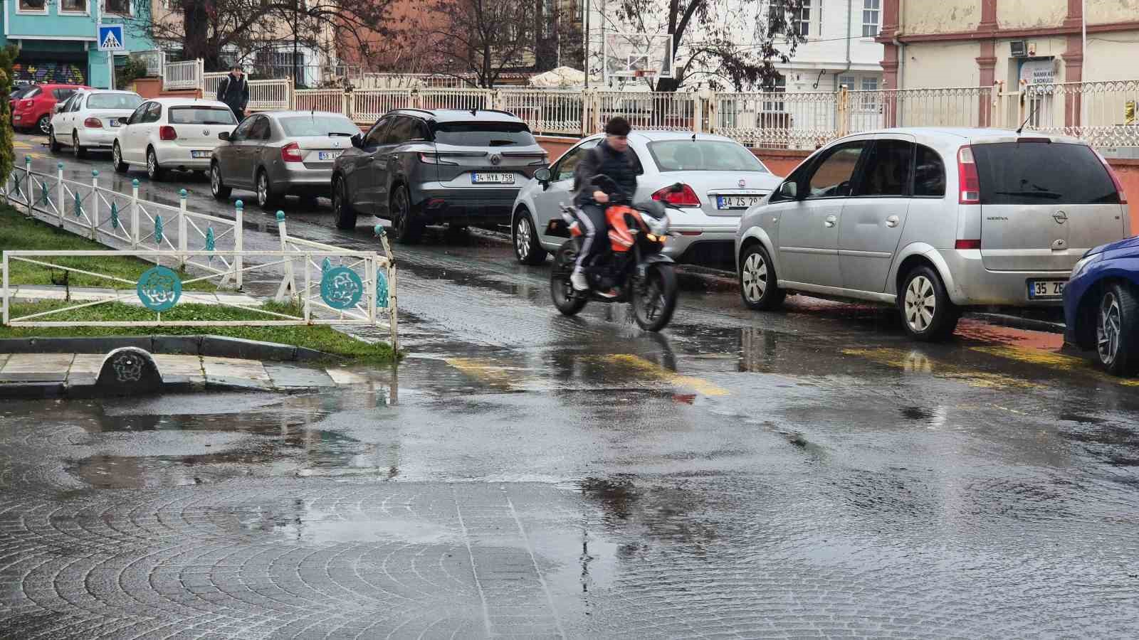 Tekirdağ&rsquo;da sağanak yağış
