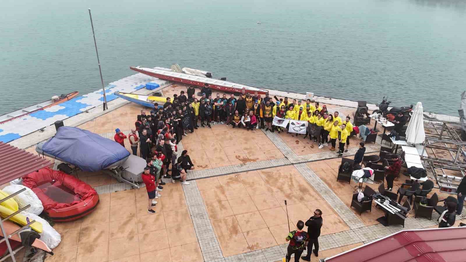Sisli havaya rağmen kıyasıya rekabet: Dragon Boat Ligi&rsquo;nde Mart heyecanı
