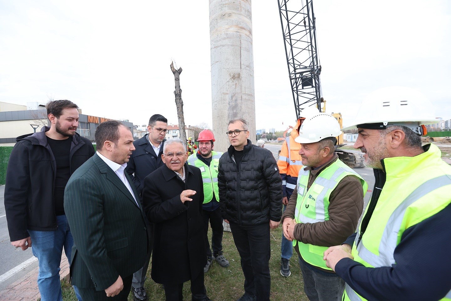 Başkan Büyükkılıç, Kartal Katlı Kavşağı Projesi’ni sahada inceledi