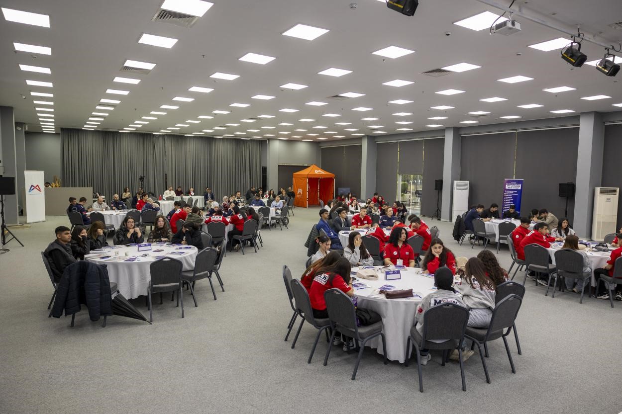 Mersin&rsquo;de &rsquo;Afet Odaklı &Ccedil;ocuk ve Gen&ccedil; &Ccedil;alıştayı&rsquo; d&uuml;zenlendi
