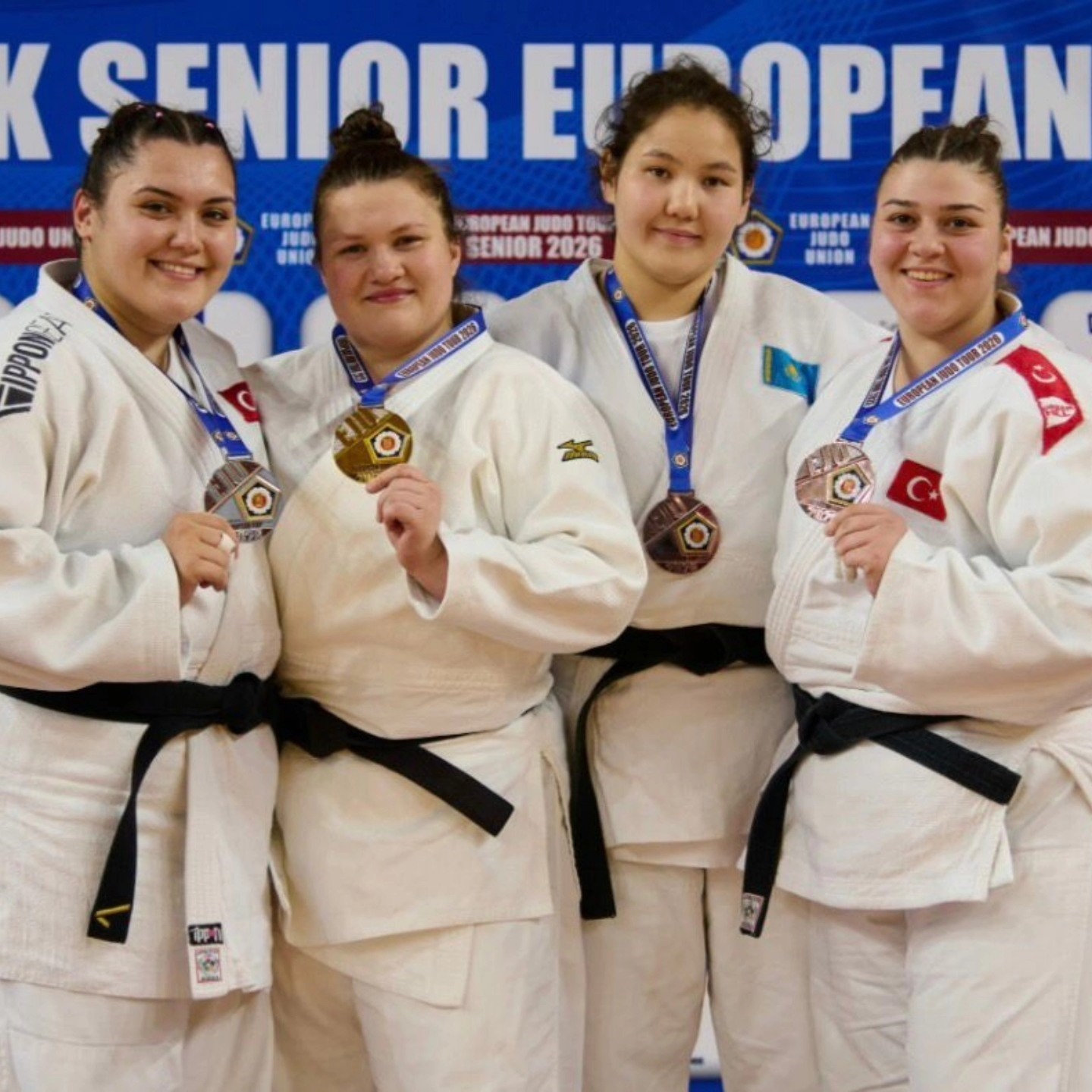 Manisalı Dirgen, Hırvatistan&rsquo;da g&uuml;m&uuml;ş madalya kazandı
