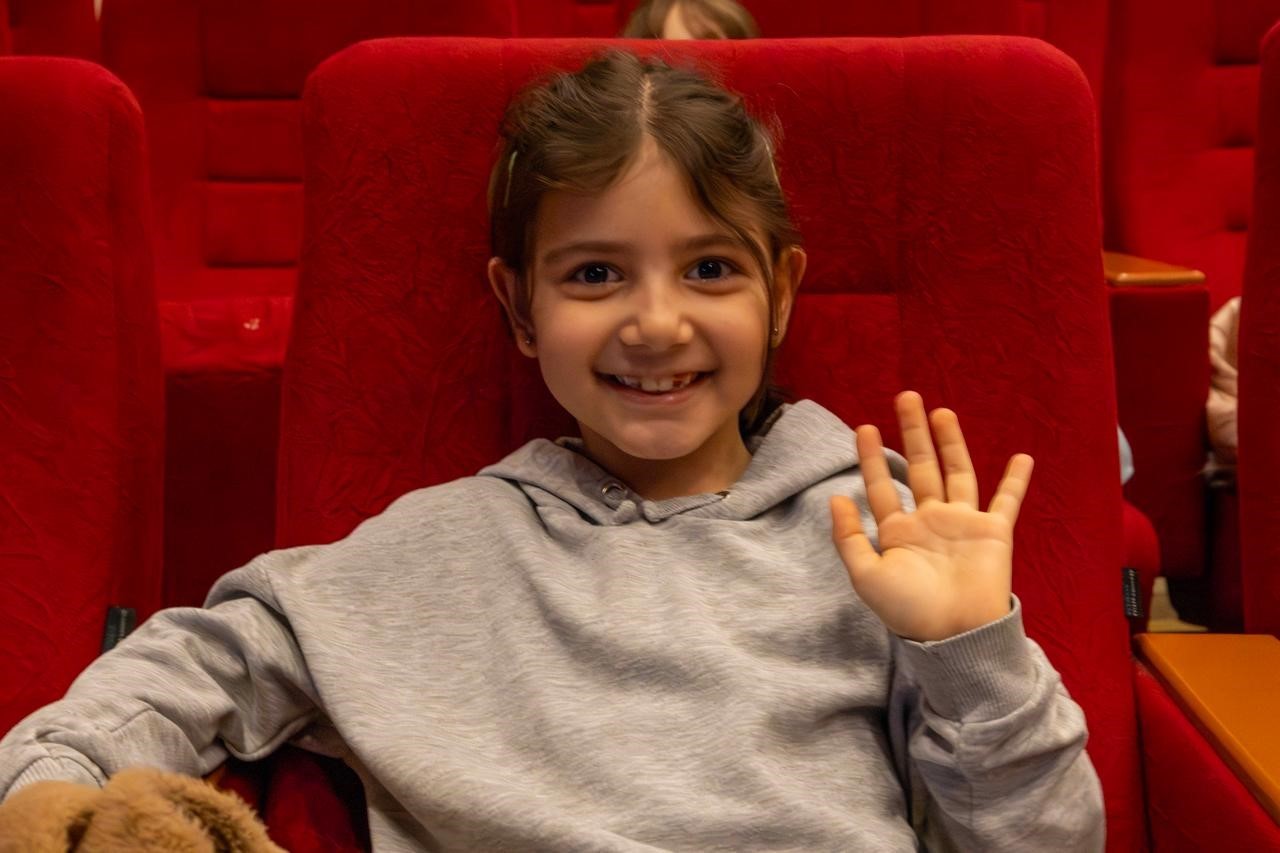 &Uuml;mraniye&rsquo;de k&uuml;lt&uuml;r sanat sezonu &ccedil;ocukların neşesiyle renkleniyor
