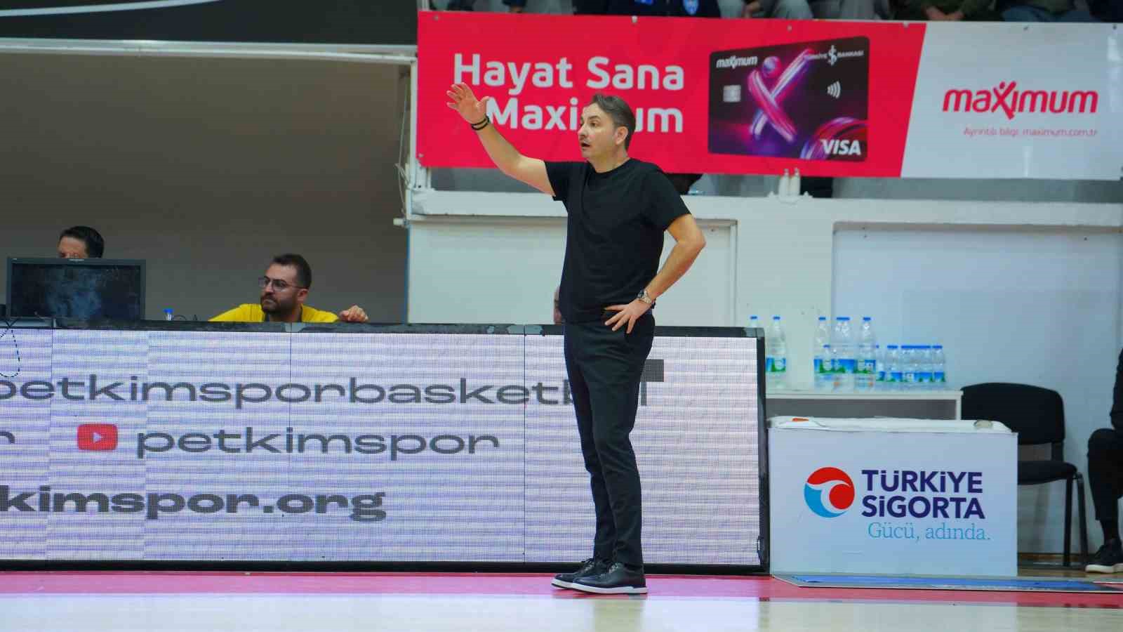 Aliağa Petkimspor’da Özhan Çıvgın dönemi sona erdi