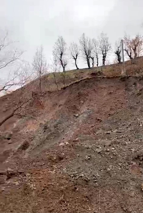 Elazığ’da toprak kayması