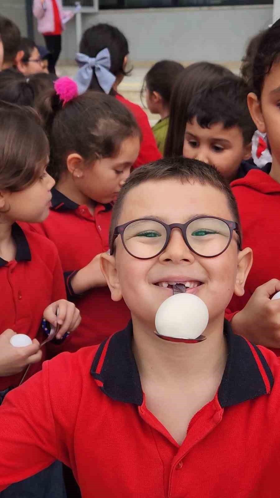 Sarıg&ouml;l&rsquo;&uuml;n en b&uuml;y&uuml;k ilkokulunda Nevruz kutlandı
