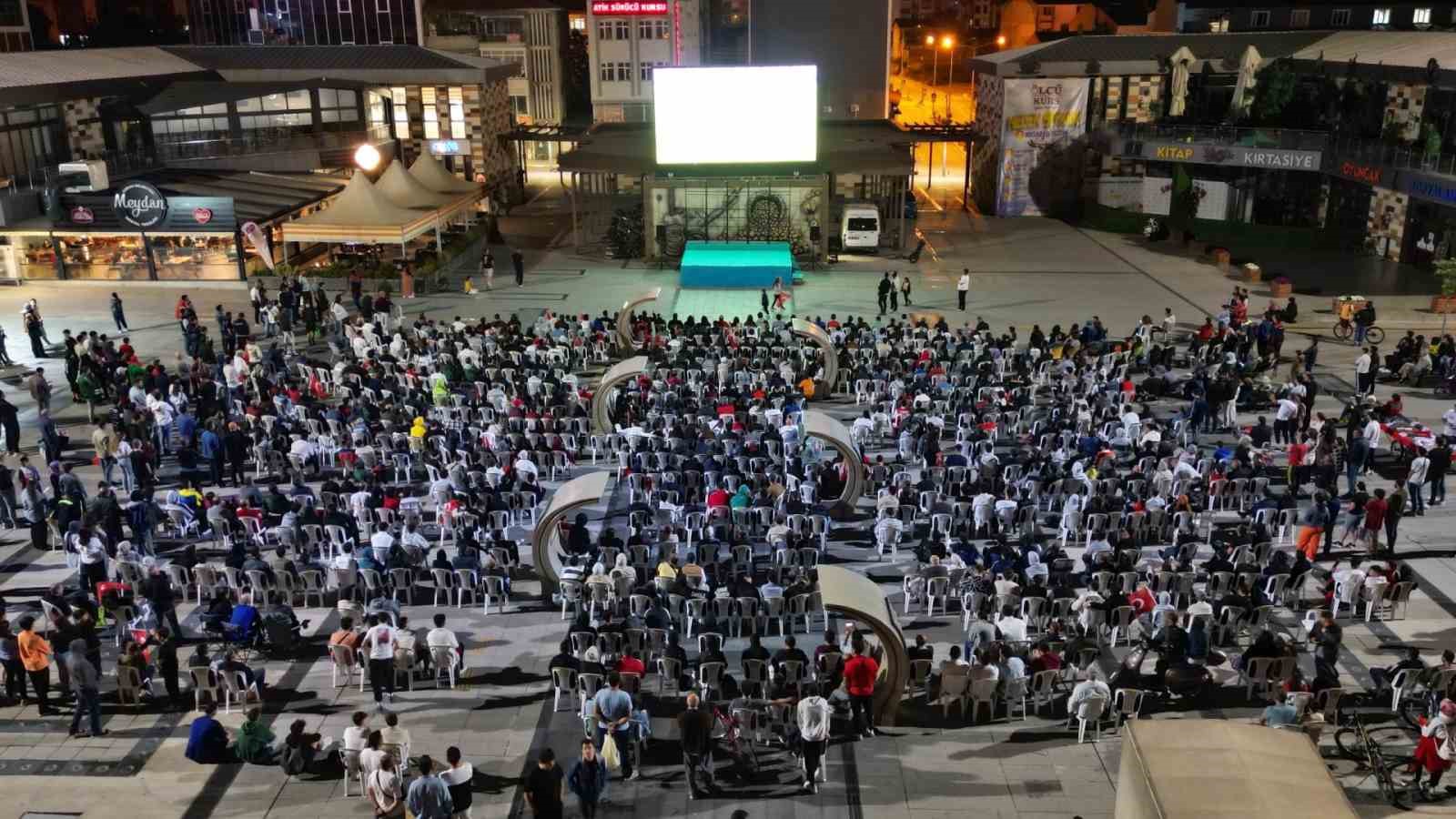 Milli maç heyecanı Çorum’da dev ekranda yaşanacak