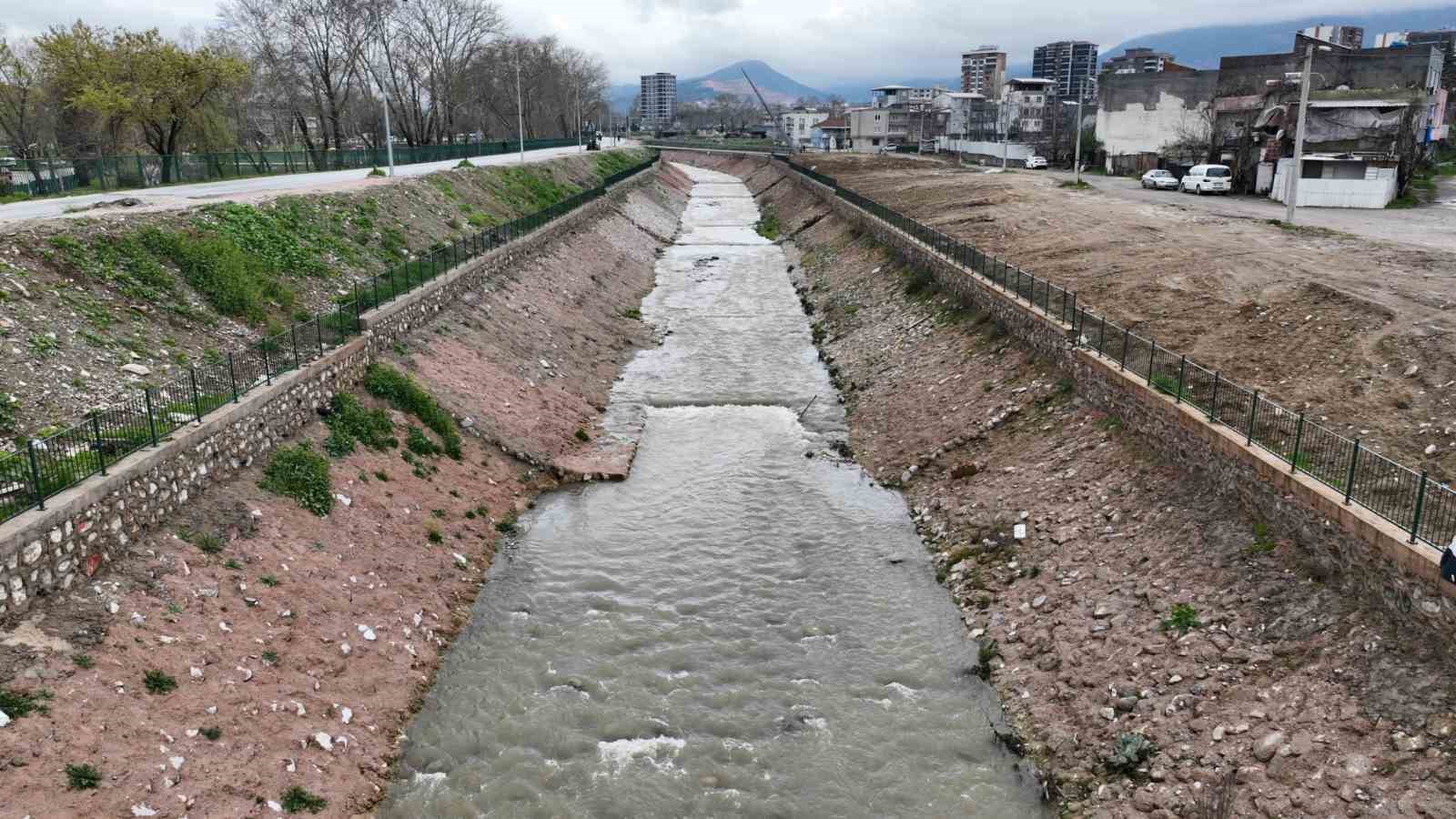 G&uuml;rsu b&ouml;lgesindeki trafik, yeni bağlantı k&ouml;pr&uuml;s&uuml;yle rahatlayacak
