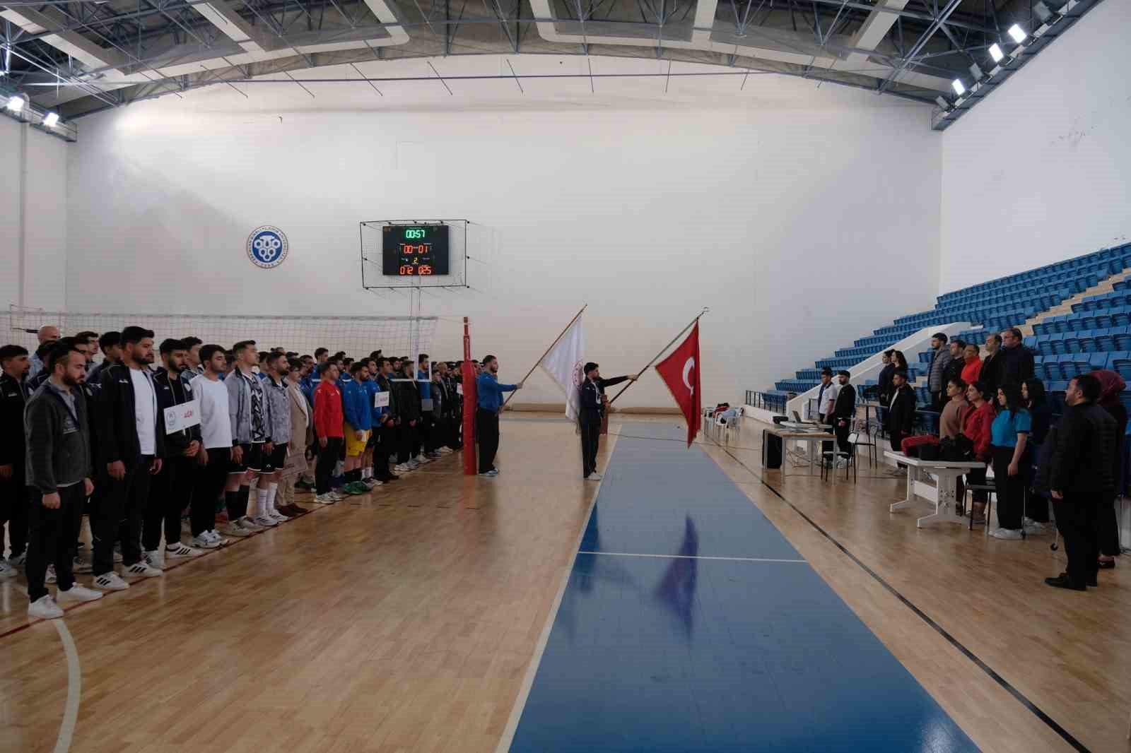 Erzincan’da Yurtlig voleybol heyecanı başladı