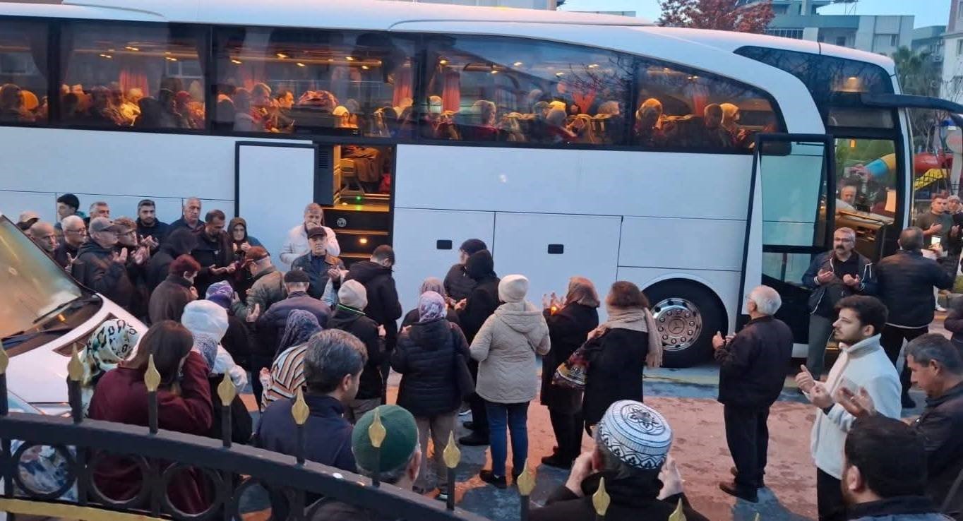 Aydınlı umreciler dualarla uğurlandı