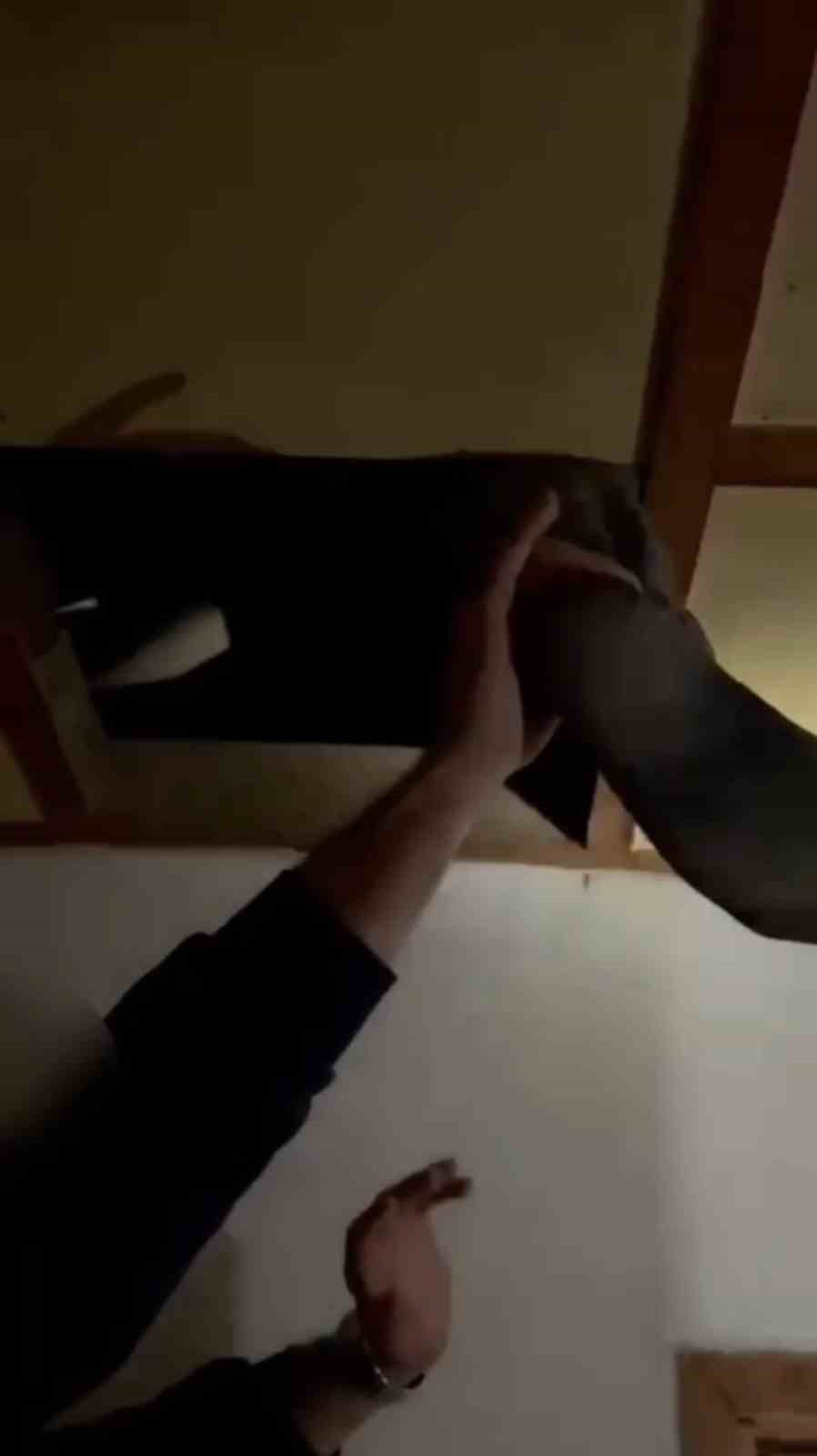 Bursa&rsquo;da su&ccedil; makinesi, saklandığı &ccedil;atı katında yakalandı
