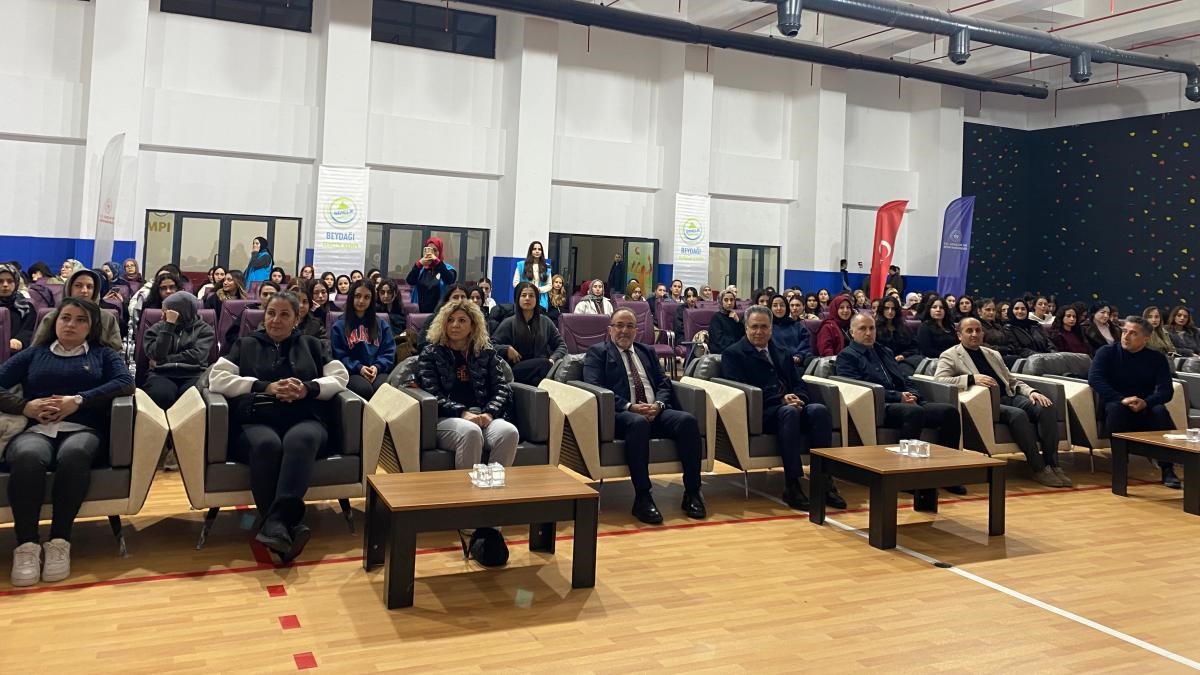 Kız &ouml;ğrenci kamp programının a&ccedil;ılışı ger&ccedil;ekleştirildi
