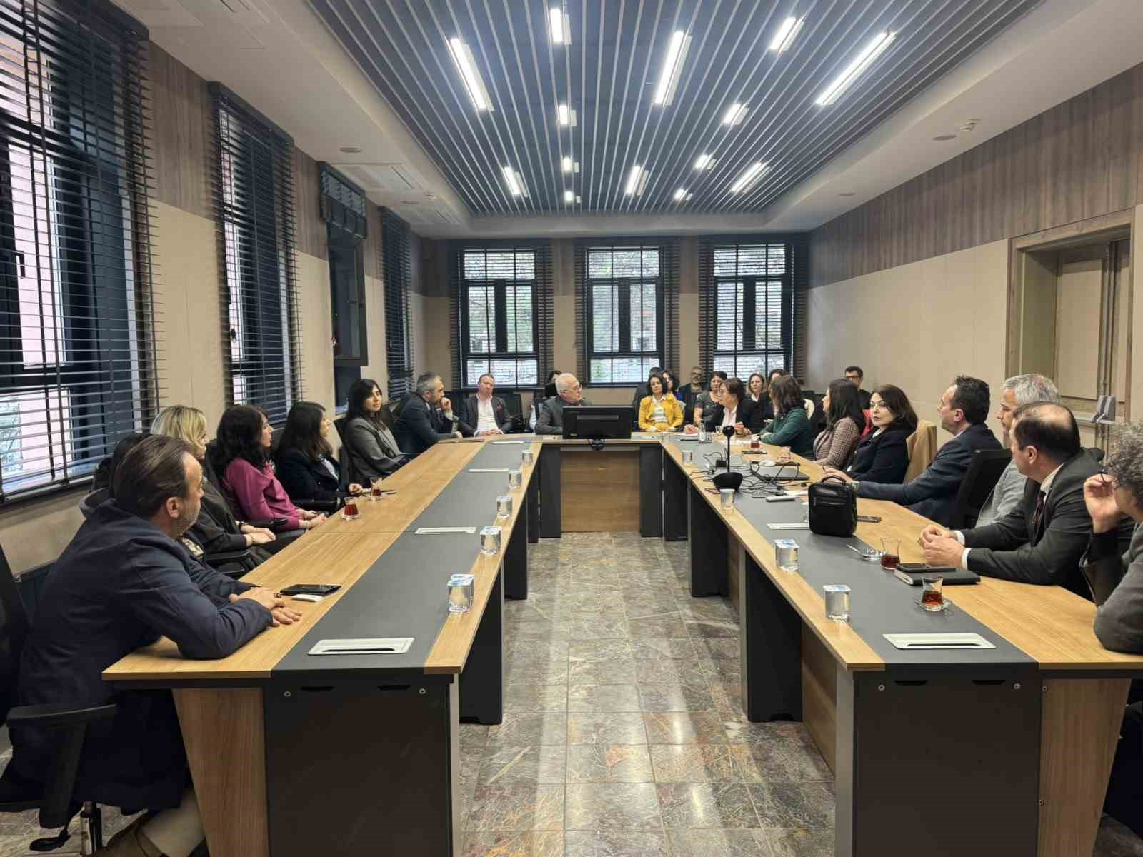 Eskişehir İl Sağlık M&uuml;d&uuml;rl&uuml;ğ&uuml;&rsquo;nde &rsquo;Hukuk ve Muhakemat&rsquo; mesaisi
