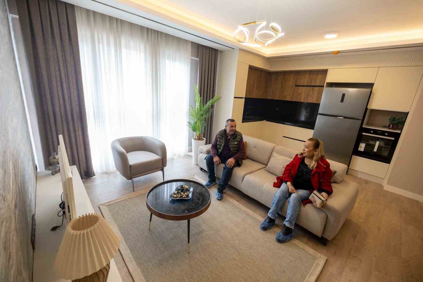 Örnekköy’deki kentsel dönüşümde anahtar teslim zamanı