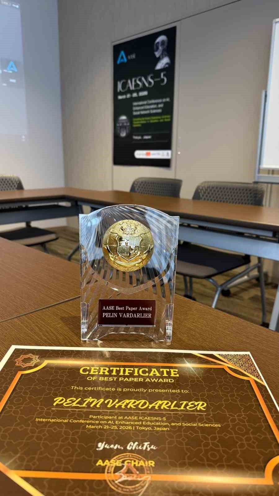 T&uuml;rk Akademisyene Japonya&rsquo;da "En İyi Bildiri" &ouml;d&uuml;l&uuml;
