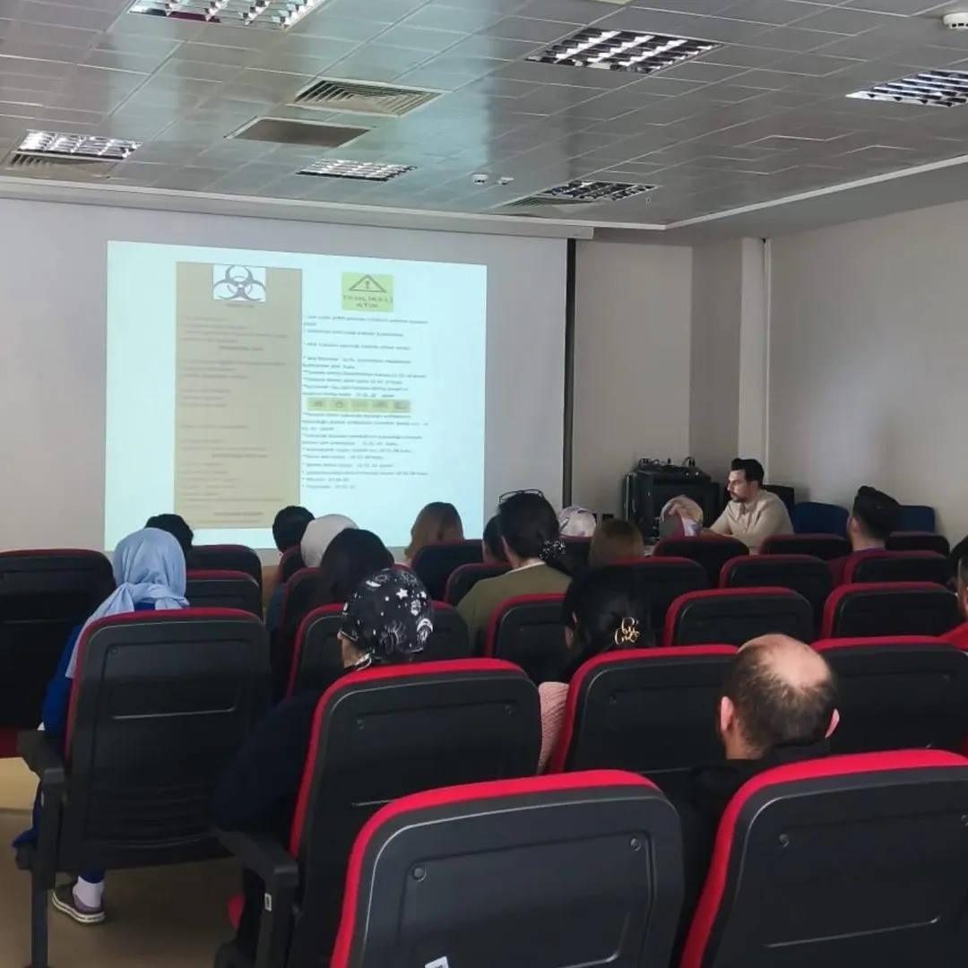 Ayancık&rsquo;ta sağlık &ccedil;alışanlarına teknik eğitim desteği
