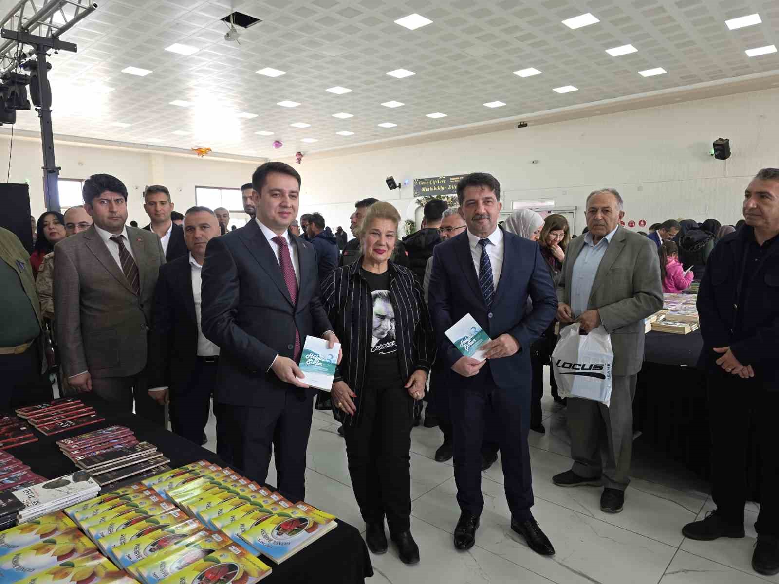 Hassa&rsquo;da kitap şenliği
