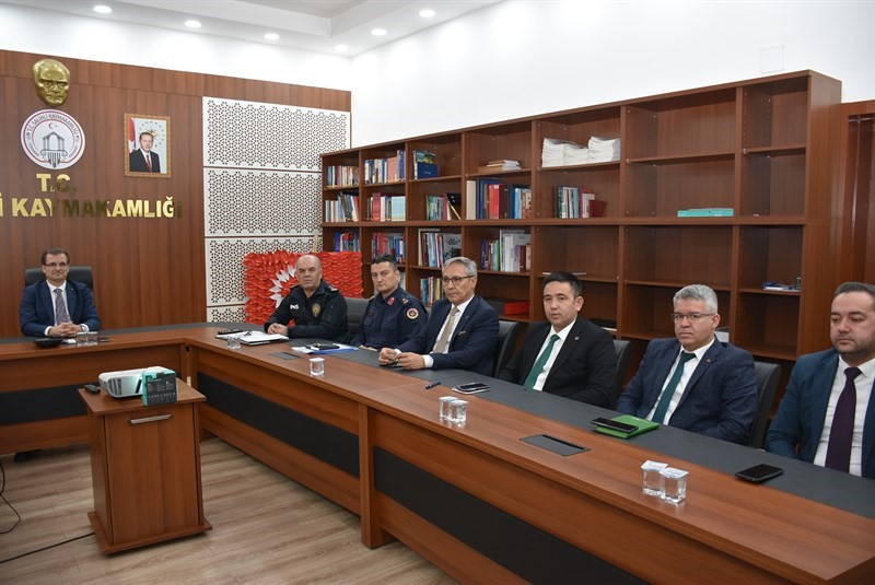 Salihli&rsquo;de &lsquo;G&uuml;venlik ve Asayiş&rsquo; masaya yatırıldı
