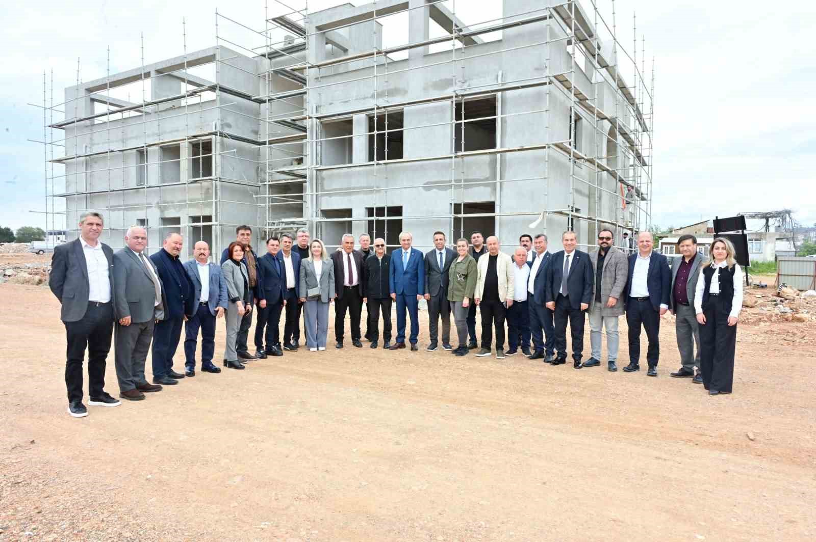 Kocag&ouml;z ile ortak akılla y&ouml;netilen Kepez&rsquo;de hizmet turu
