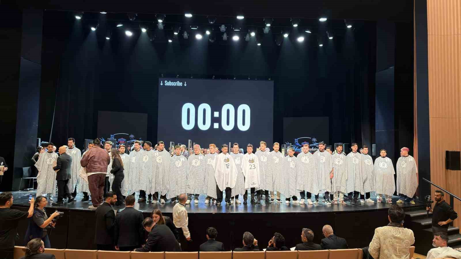 Hair Fashion İstanbul sa&ccedil; tasarım d&uuml;nyasını bir araya getirdi
