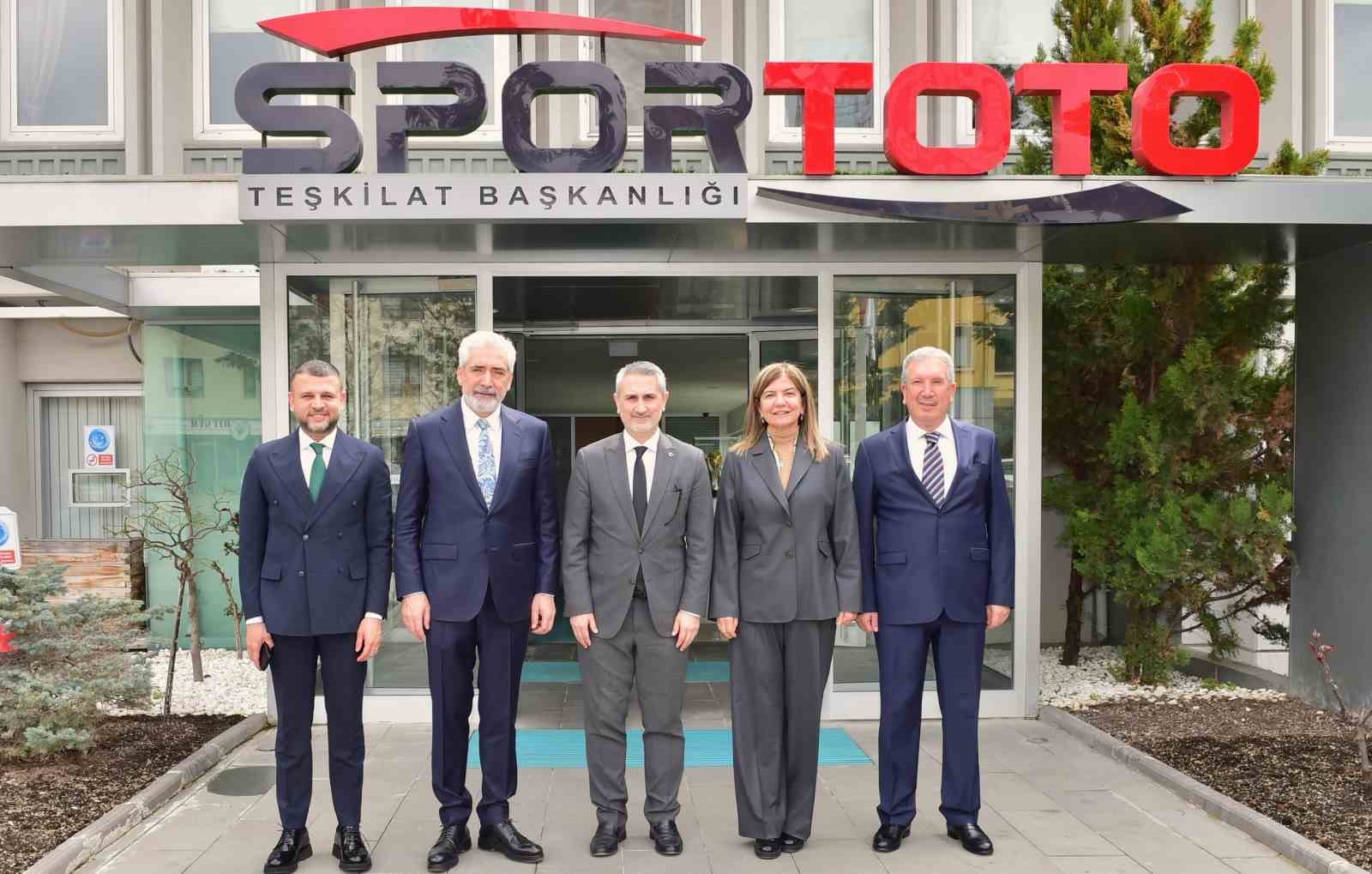 Eğil Belediyesi ile Spor Toto Teşkilatı arasında ’Yüzme Havuzu Yapımı’na ilişkin iş birliği protokolü imzalandı