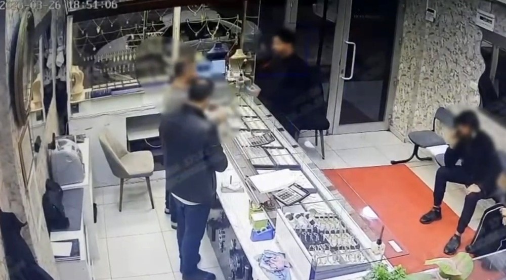 Adana&rsquo;dan geldiler, Osmaniye&rsquo;de dolandırdılar
