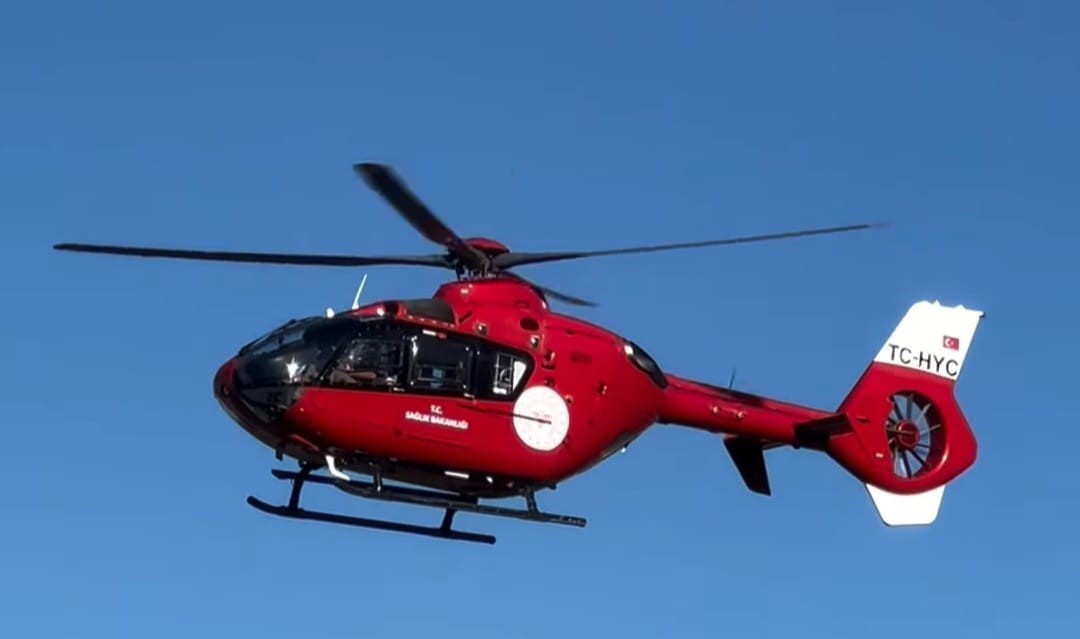 Malatya&rsquo;da havale ge&ccedil;iren bebek hava ambulansıyla sevk edildi
