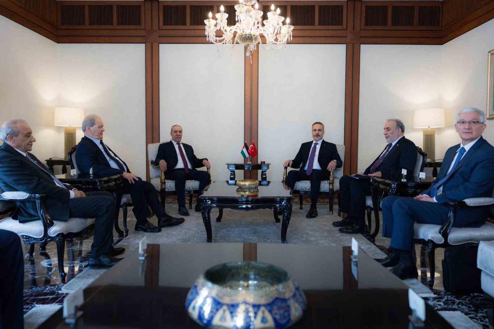 Dışişleri Bakanı Fidan, Filistin Devlet Başkan Yardımcısı Şeyh ile görüştü