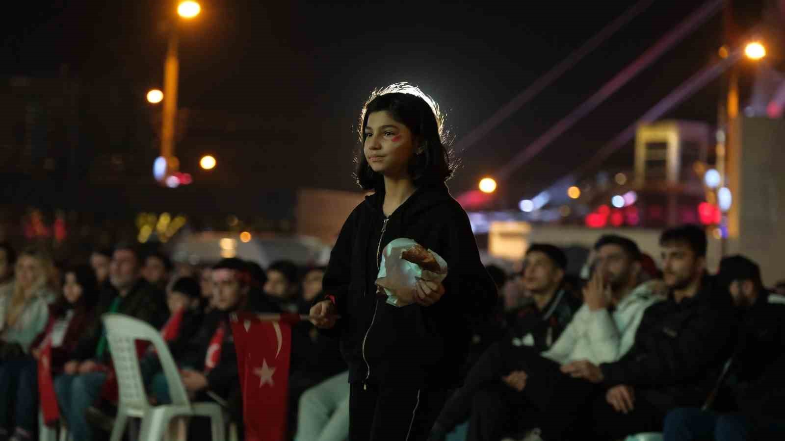 Kocaeli&rsquo;de D&uuml;nya Kupası coşkusu
