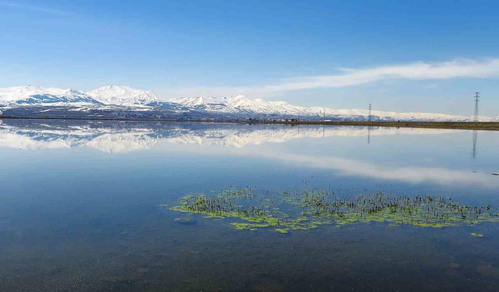 Doğuda hava parçalı ve çok bulutlu