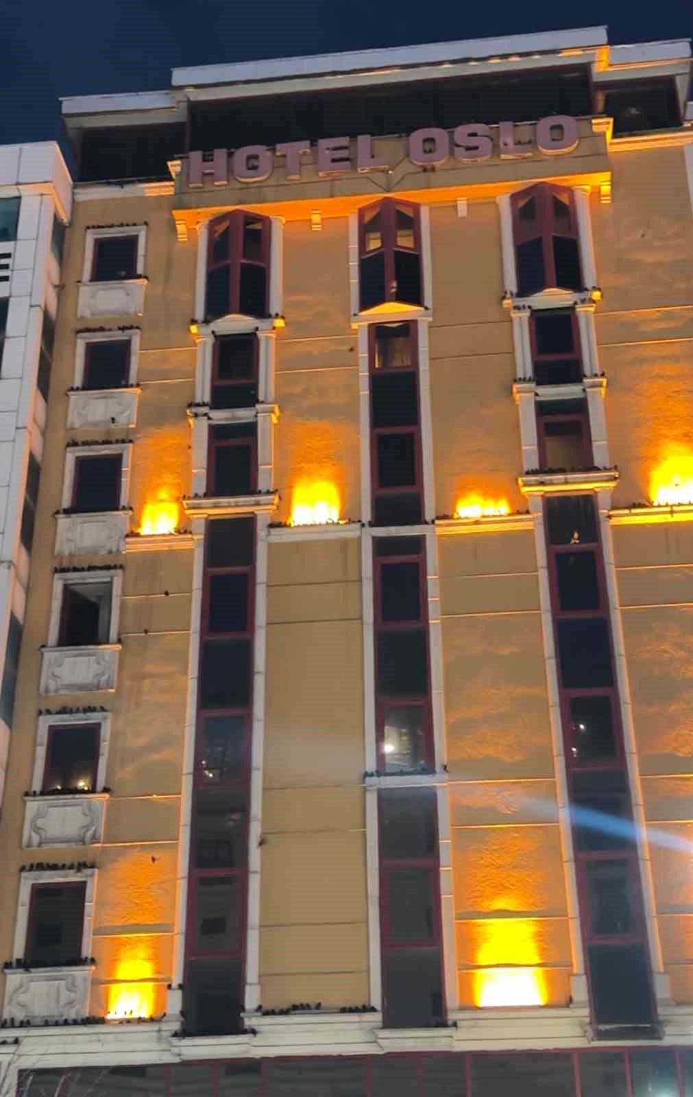 Y&uuml;ksekova&rsquo;ya sığırcık akını
