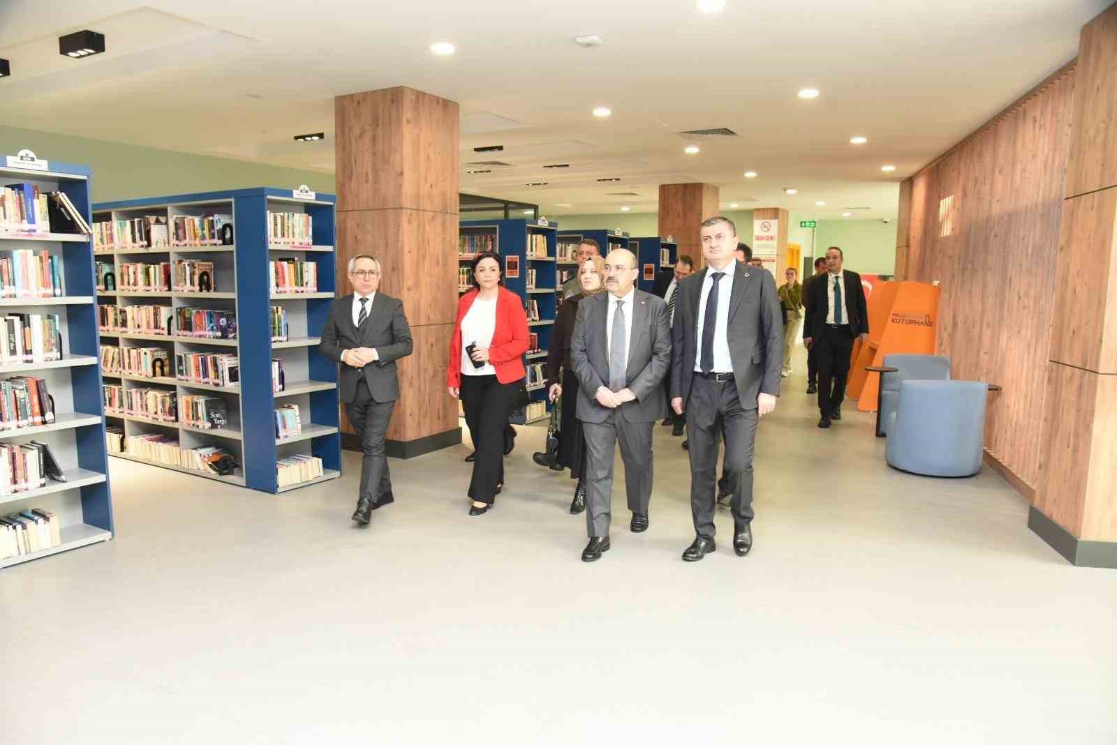 Balıkesir&rsquo;de K&uuml;t&uuml;phaneler haftası coşkuyla kutlandı
