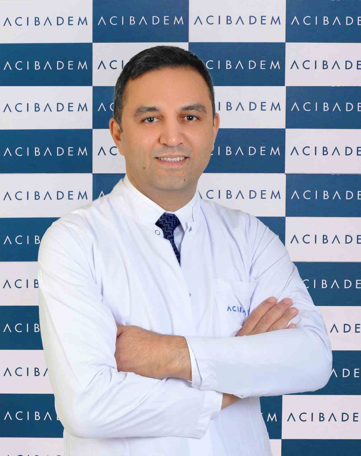 Prof. Dr. Çetinkünar: "Tüp mide ameliyatı yalnızca kilo kaybı sağlamaz, eşlik eden hastalıklarda da iyileşme görülür"