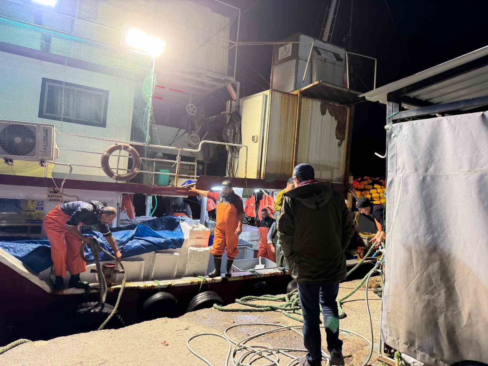 Altınkum ve Taşburun’da balıkçılara kota denetimi