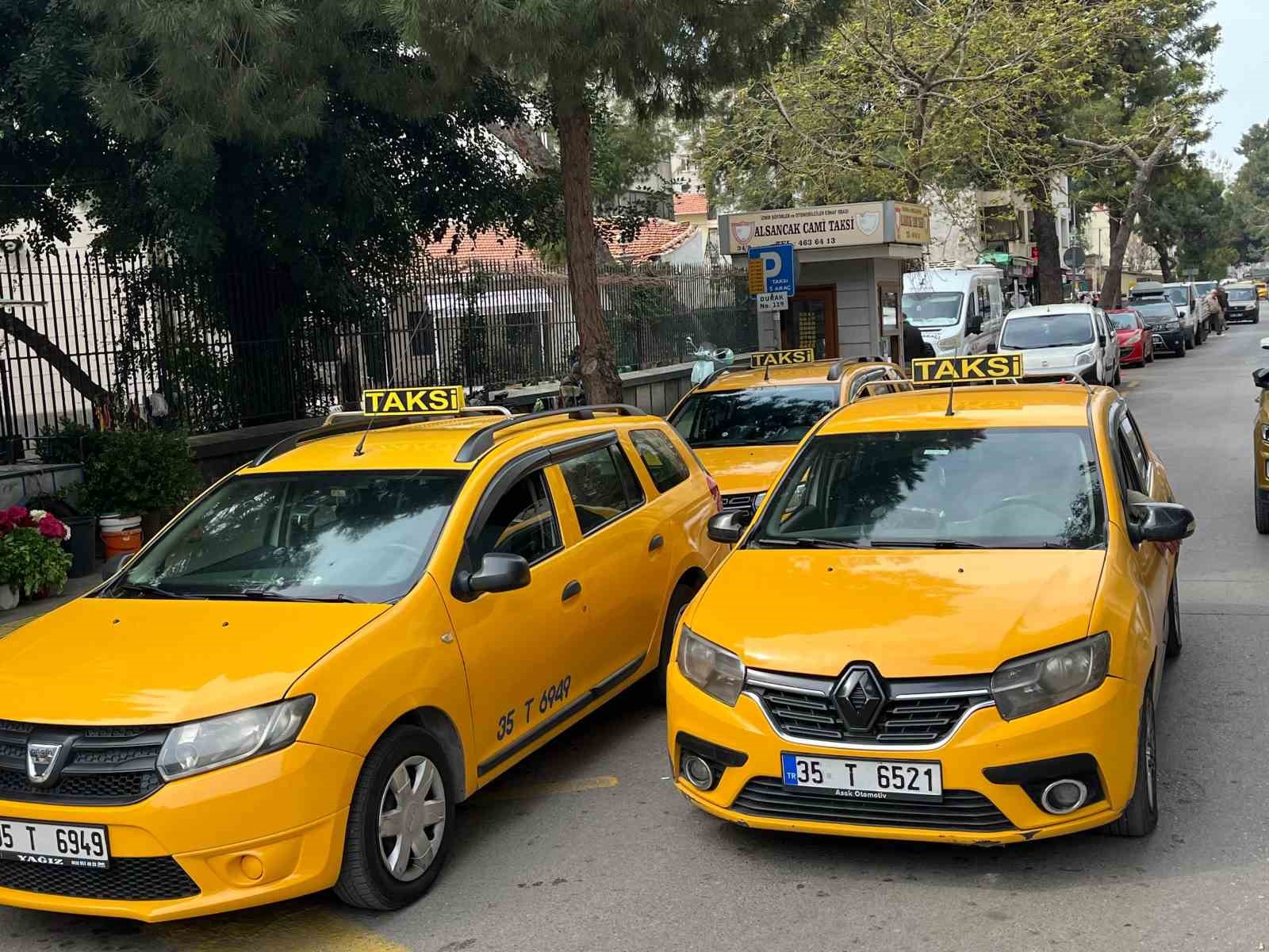 İzmir&rsquo;de, ulaşımda yeni tarifeler y&uuml;r&uuml;rl&uuml;ğe girdi
