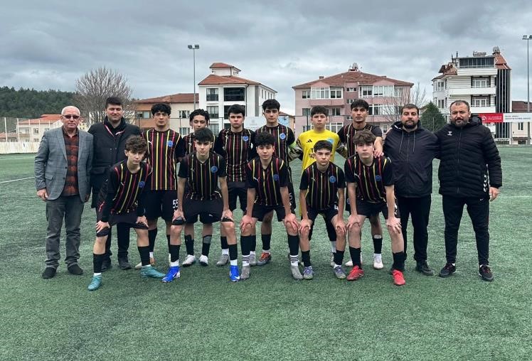 1299 Bilecikspor Kulübü 6’da 6 yaptı