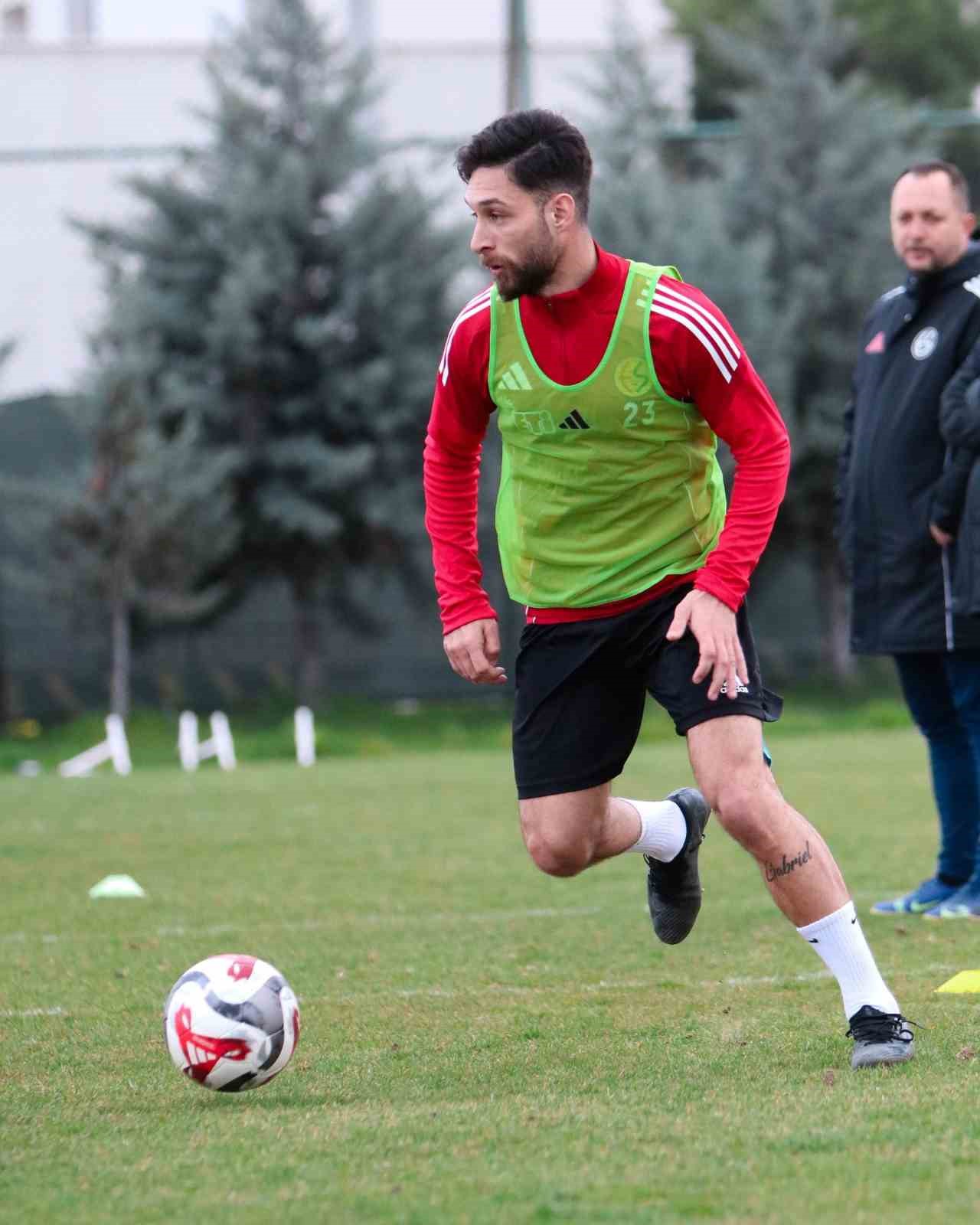 Eskişehirspor, Kütahyaspor FSK maçının hazırlıklarına başladı