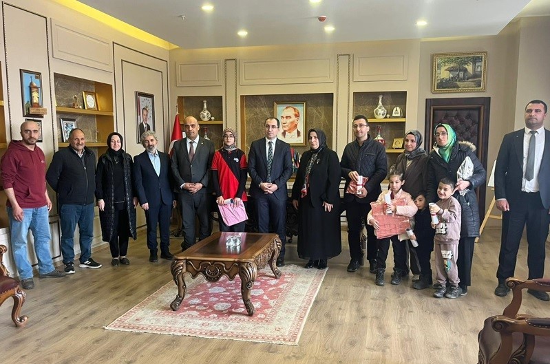 Tavşanlı’da en çok kitap okuyanlar ödüllendirildi