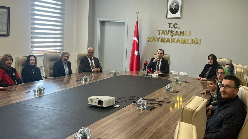 Tavşanlı’da en çok kitap okuyanlar ödüllendirildi