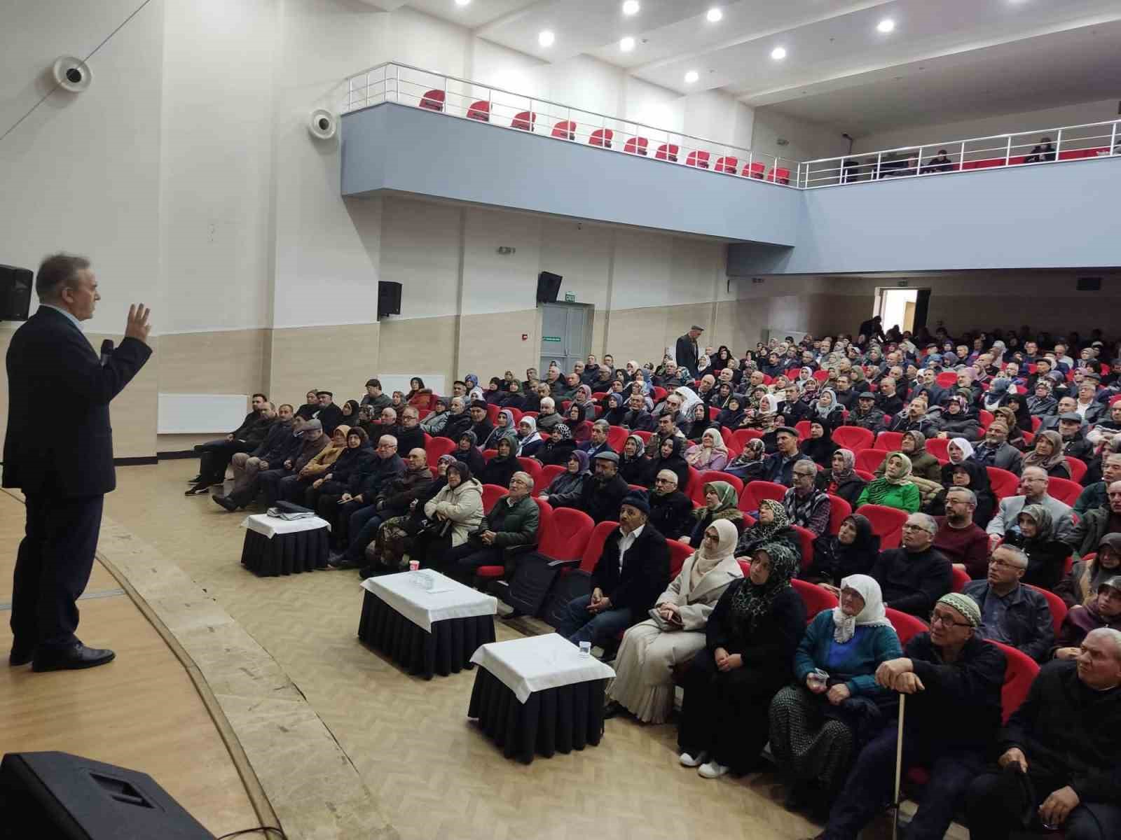 Hacı adaylarına y&ouml;nelik seminer
