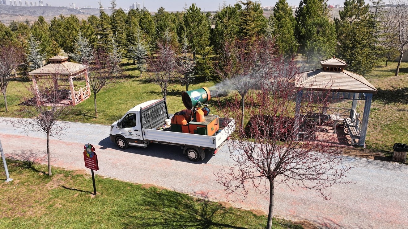 Gölbaşı Belediyesi’nden sivrisinek ve haşerelerle 12 ay kesintisiz mücadele