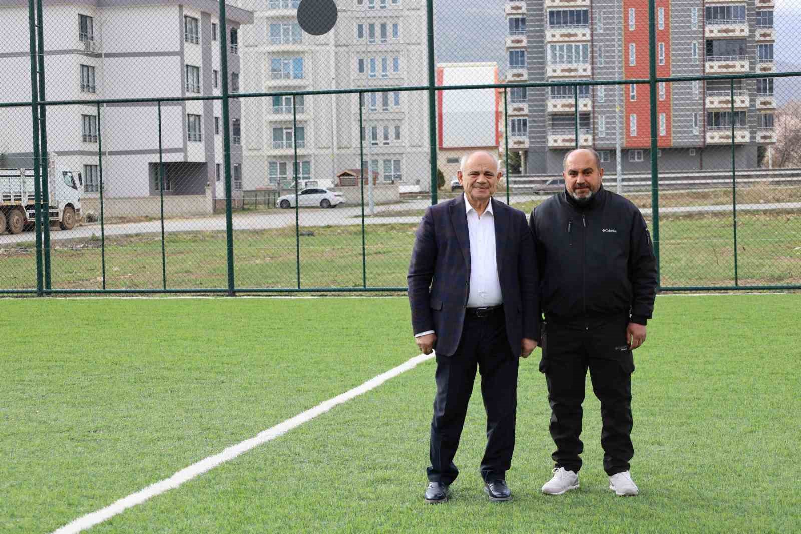 Çiğilli Mahallesi Halı Sahası hizmete sunuldu