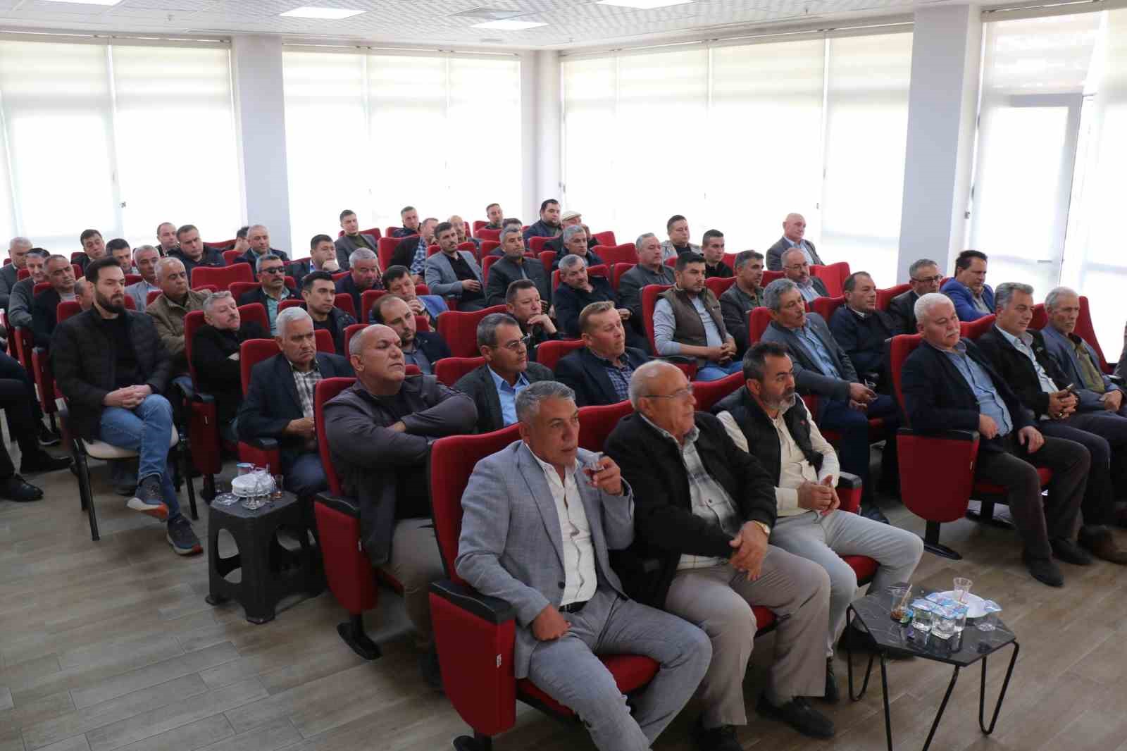 Başkan Özel, muhtarlarla buluştu